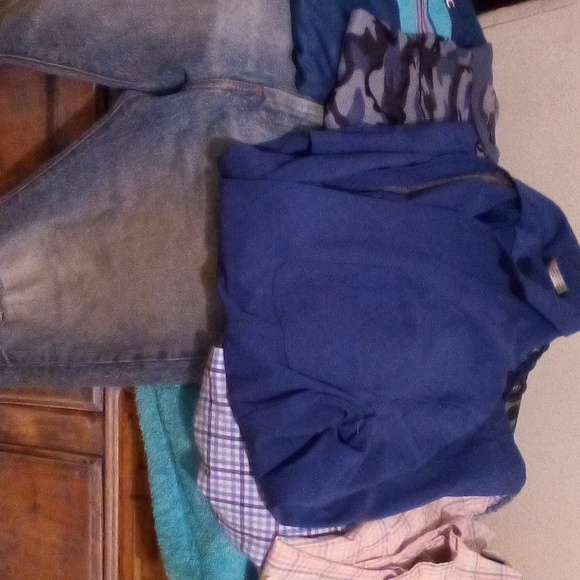 Bundle of 5 could be six - Picture 10 of 11